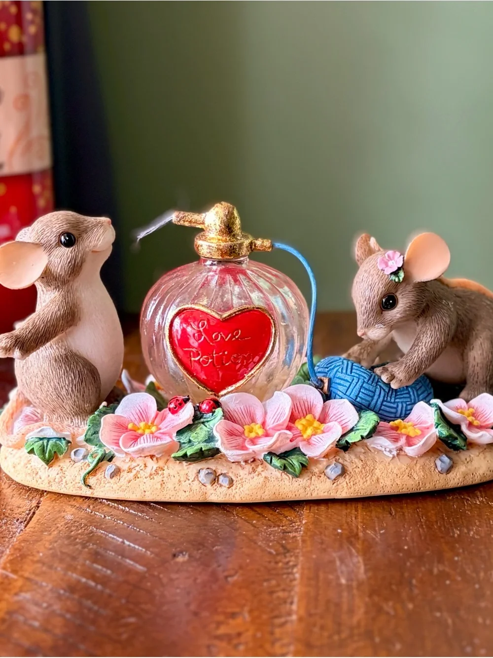 Vintage Cottagecore Charming Tails Love Potion Figurine Accent